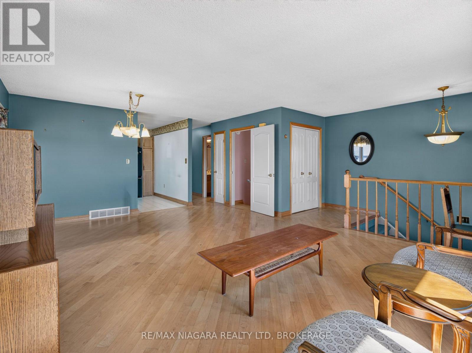 7905 Salisbury Place, Niagara Falls (West Wood), Ontario L2H 2W7 - Photo 3 - X13823586