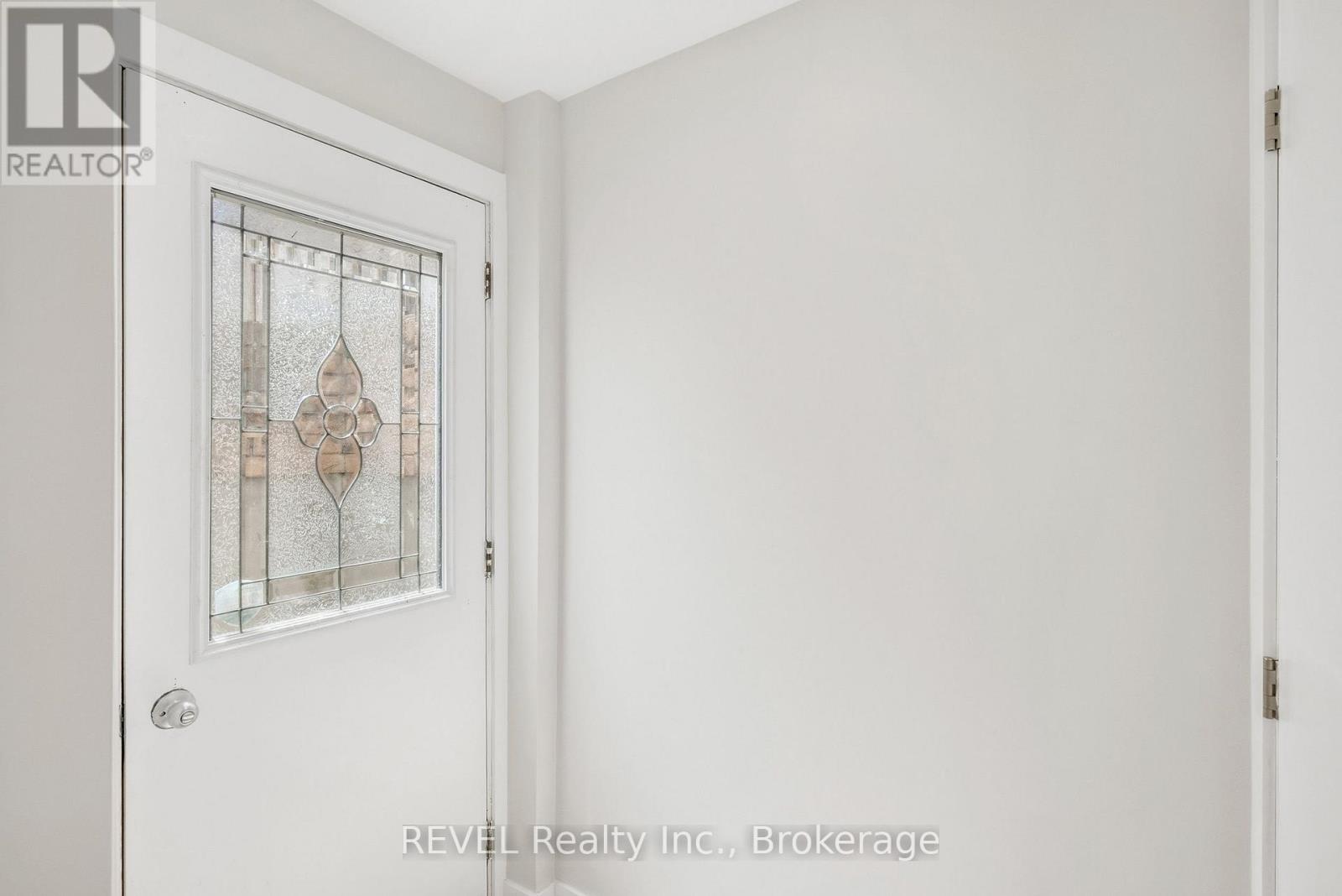 Lower - 6166 Wildrose Crescent, Niagara Falls, Ontario  L2G 7T3 - Photo 1 - X13823720