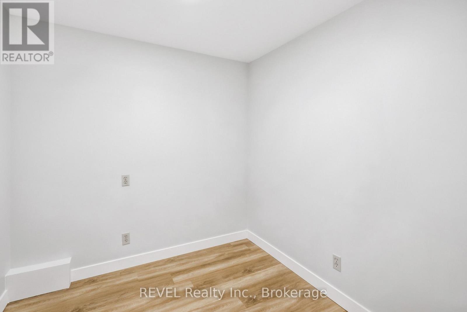 Lower - 6166 Wildrose Crescent, Niagara Falls, Ontario  L2G 7T3 - Photo 12 - X13823720