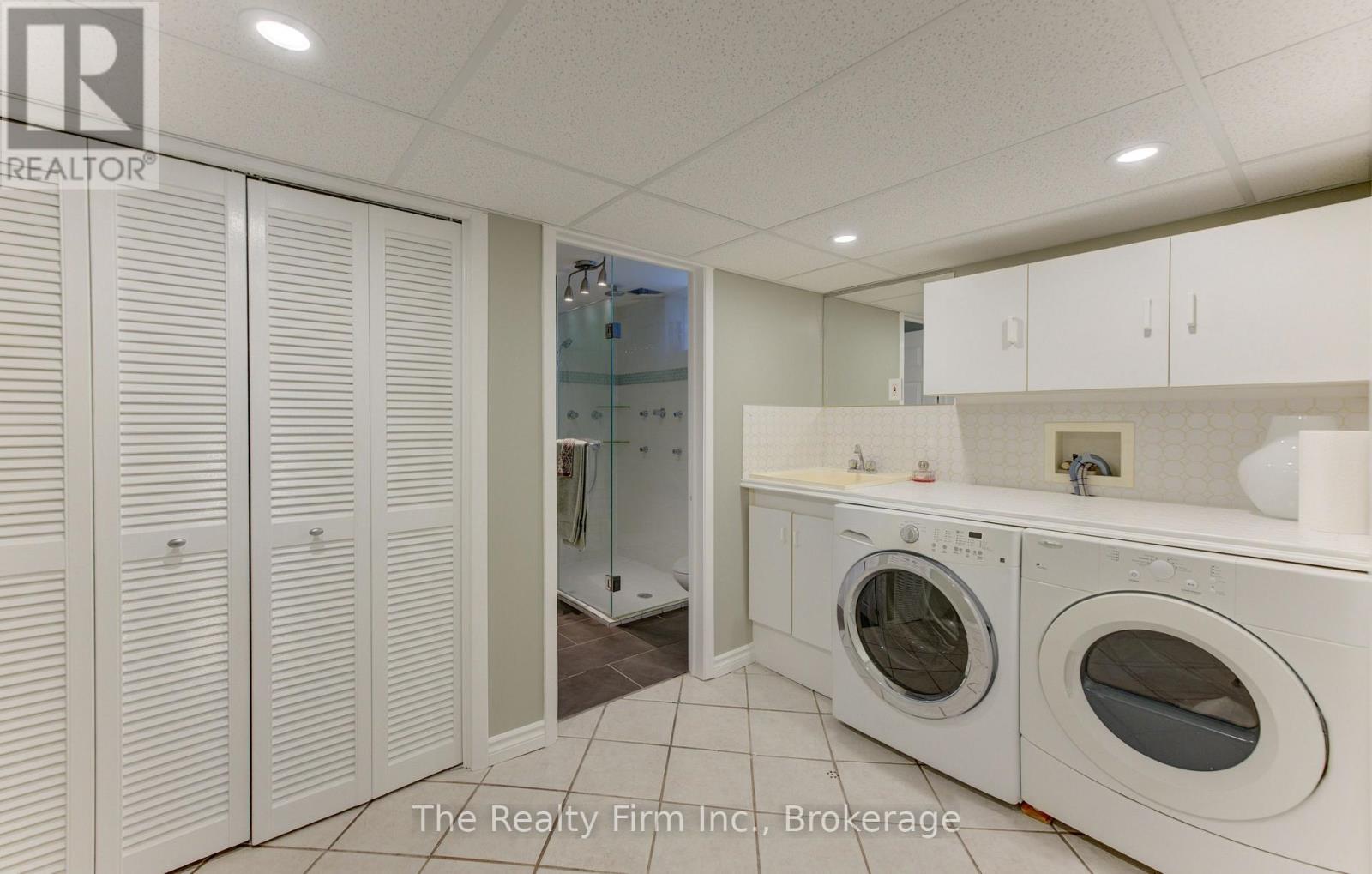 218 Forestwood Drive, Kitchener, Ontario  N2N 1B9 - Photo 32 - X13823618