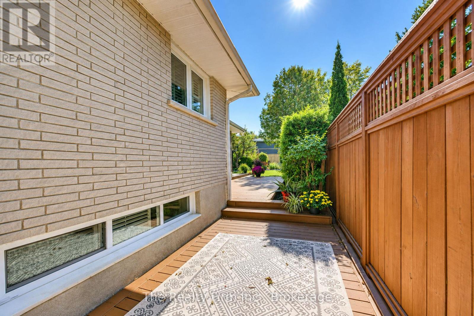 218 Forestwood Drive, Kitchener, Ontario  N2N 1B9 - Photo 43 - X13823618
