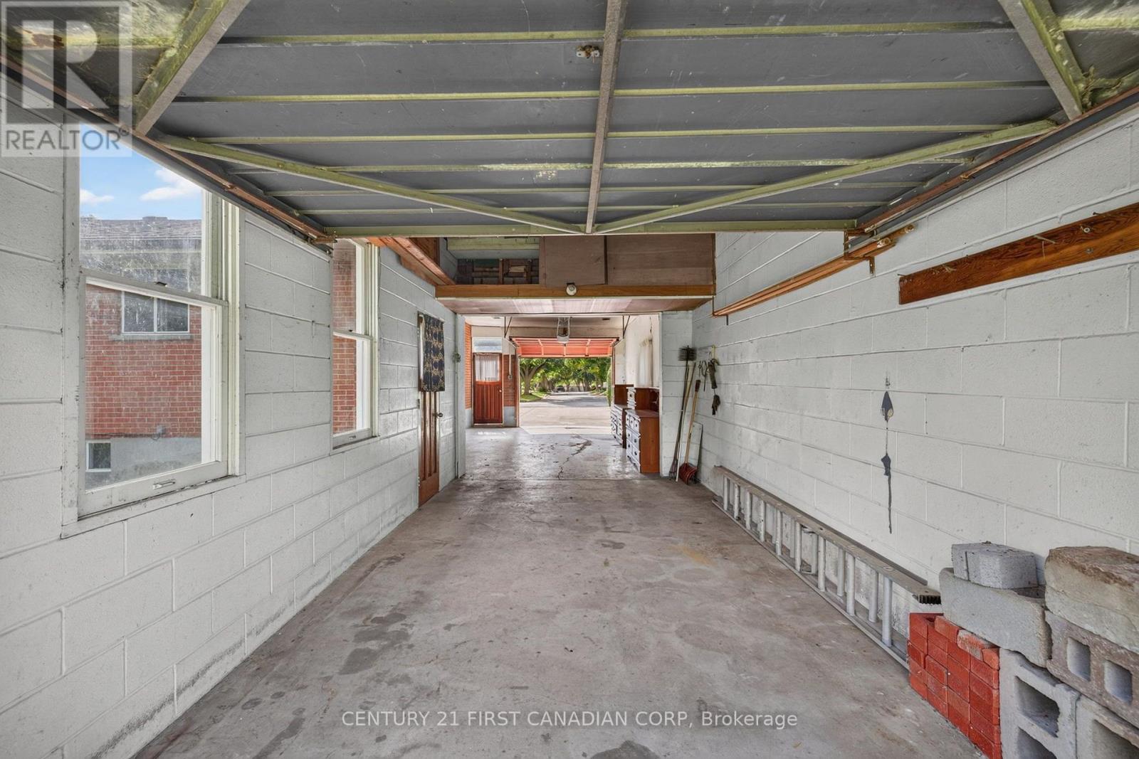 141 Fairhaven Circle, London East, Ontario  N5W 1E3 - Photo 38 - X13780204