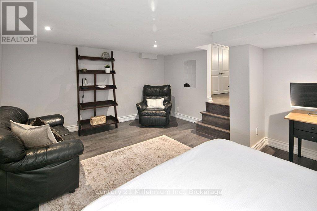541 Tenth Street, Collingwood, Ontario  L9Y 4K6 - Photo 41 - S13823556