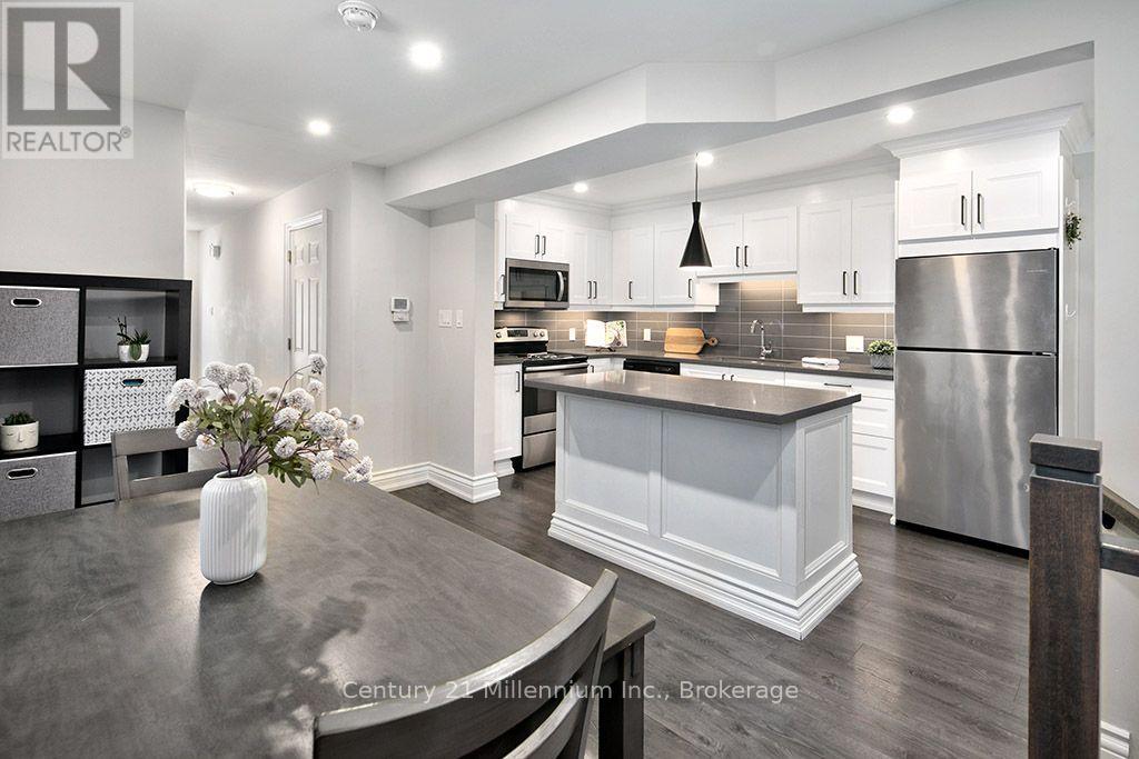 541 Tenth Street, Collingwood, Ontario  L9Y 4K6 - Photo 8 - S13823556