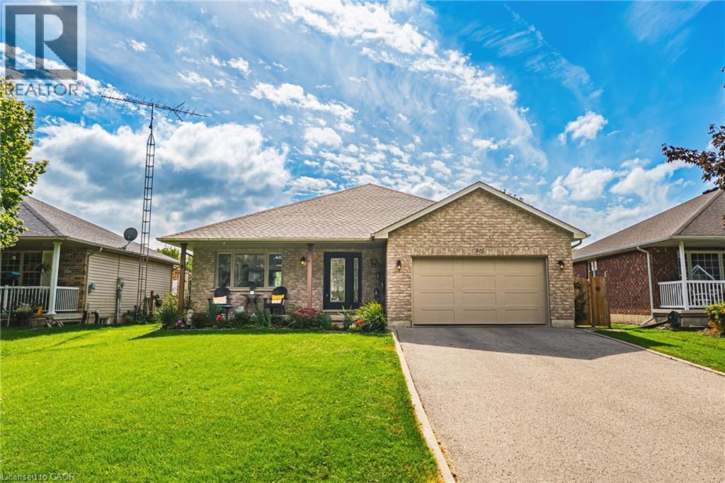 915 St George Street, Port Dover, Ontario  N0A 1N0 - Photo 2 - 40866105