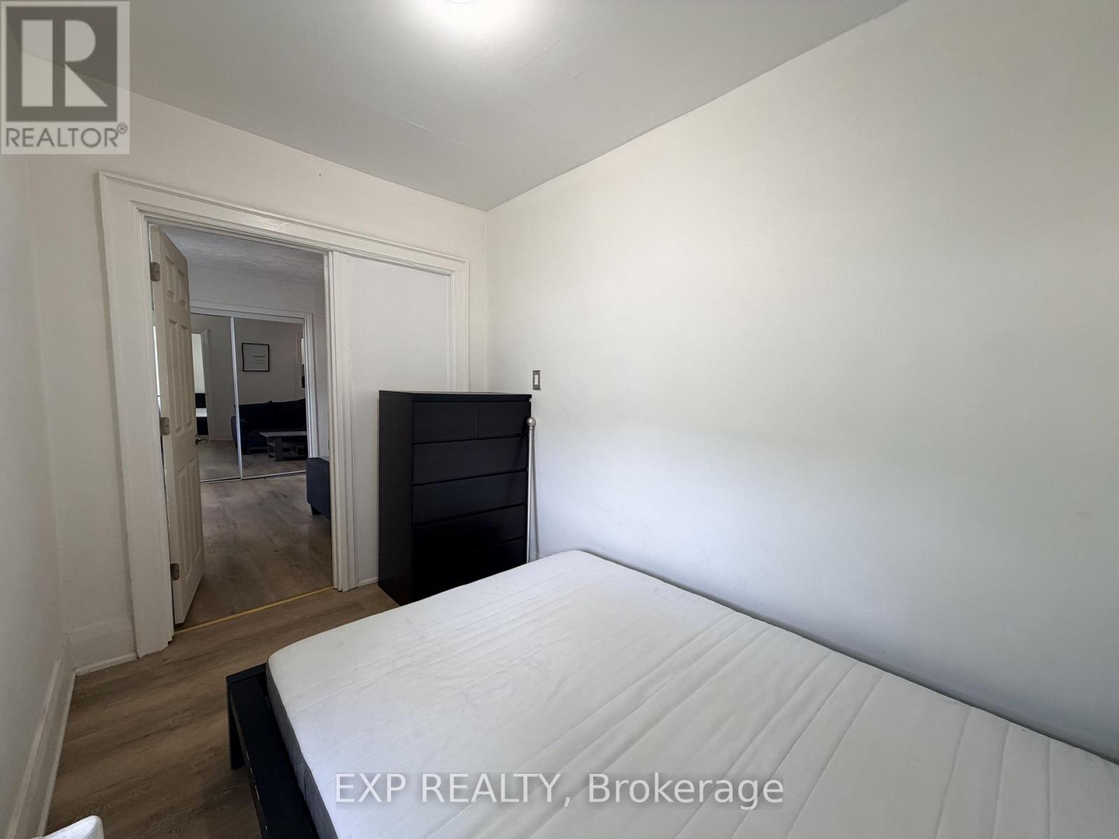 8 - 102 Greensides Avenue, Toronto, Ontario  M6C 1B9 - Photo 11 - C13823592