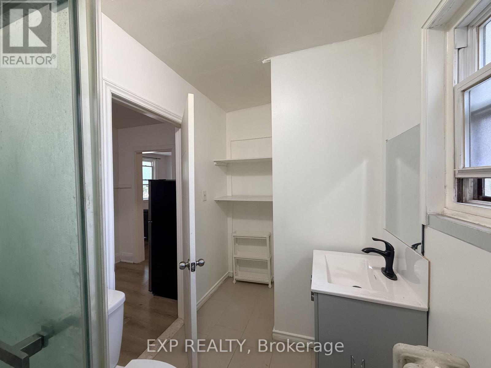 8 - 102 Greensides Avenue, Toronto, Ontario  M6C 1B9 - Photo 8 - C13823592