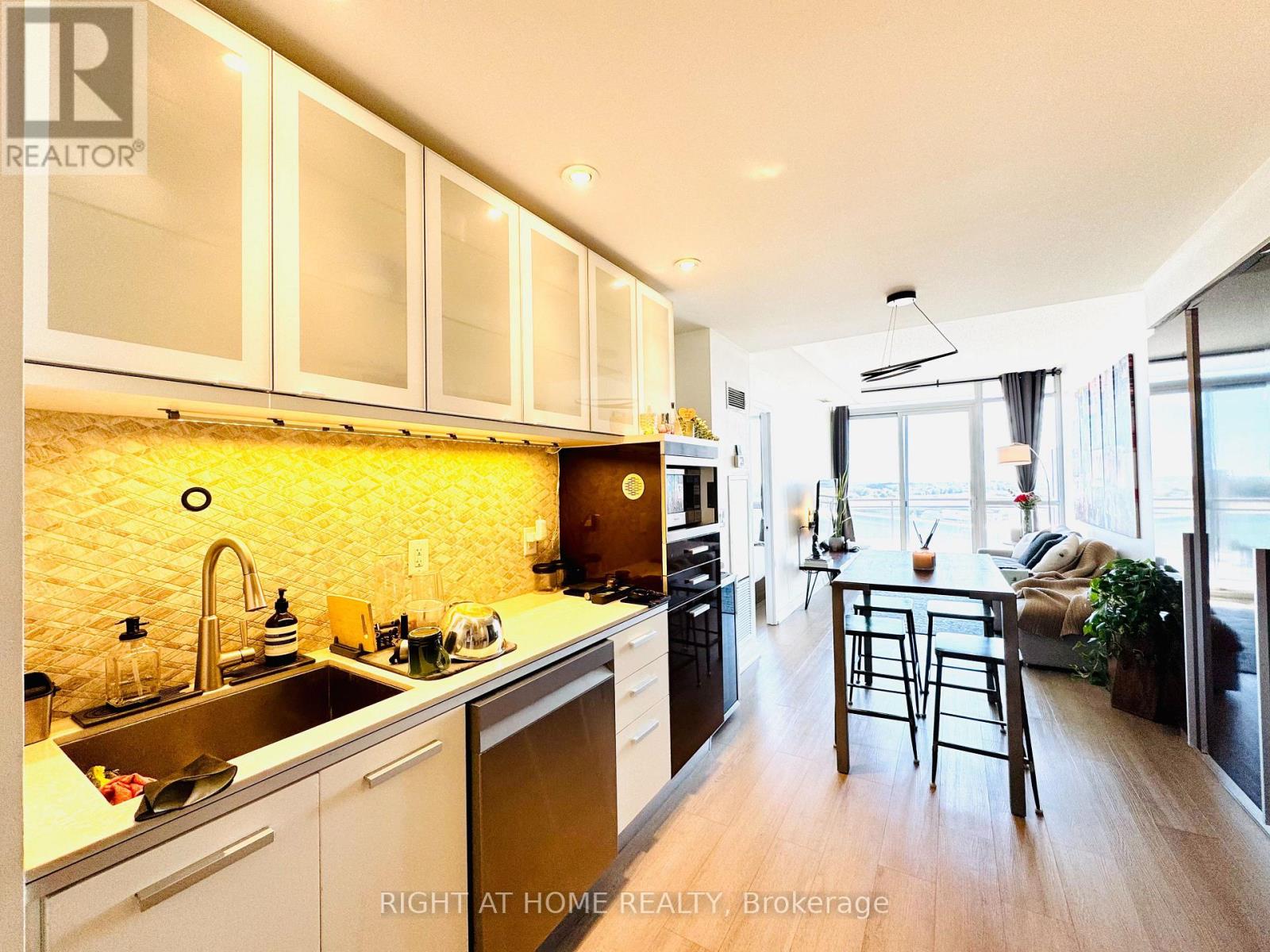 1815 - 38 Dan Leckie Way, Toronto, Ontario  M5V 2V6 - Photo 12 - C13823640