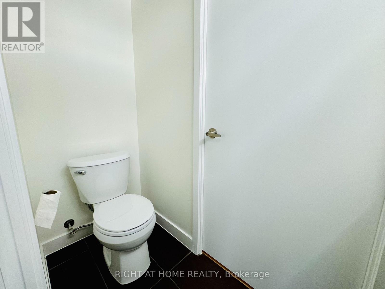 1815 - 38 Dan Leckie Way, Toronto, Ontario  M5V 2V6 - Photo 31 - C13823640