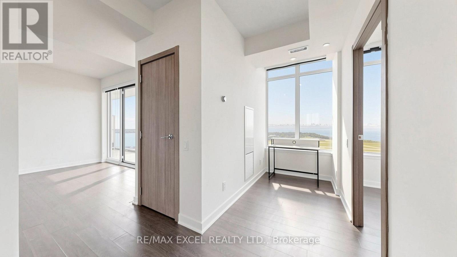 4002 - 17 Bathurst Street, Toronto, Ontario  M5V 0N1 - Photo 13 - C13823644