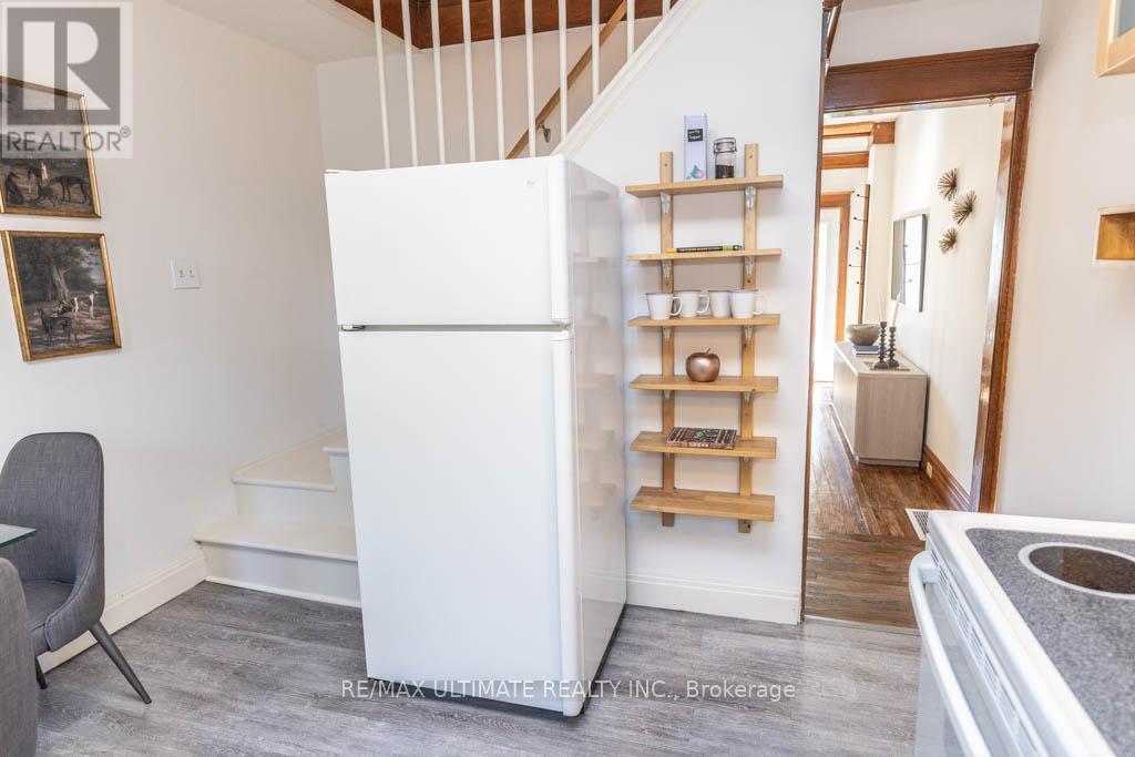 525 Craven Road, Toronto (Greenwood-Coxwell), Ontario  M4L 2Z6 - Photo 15 - E13823566
