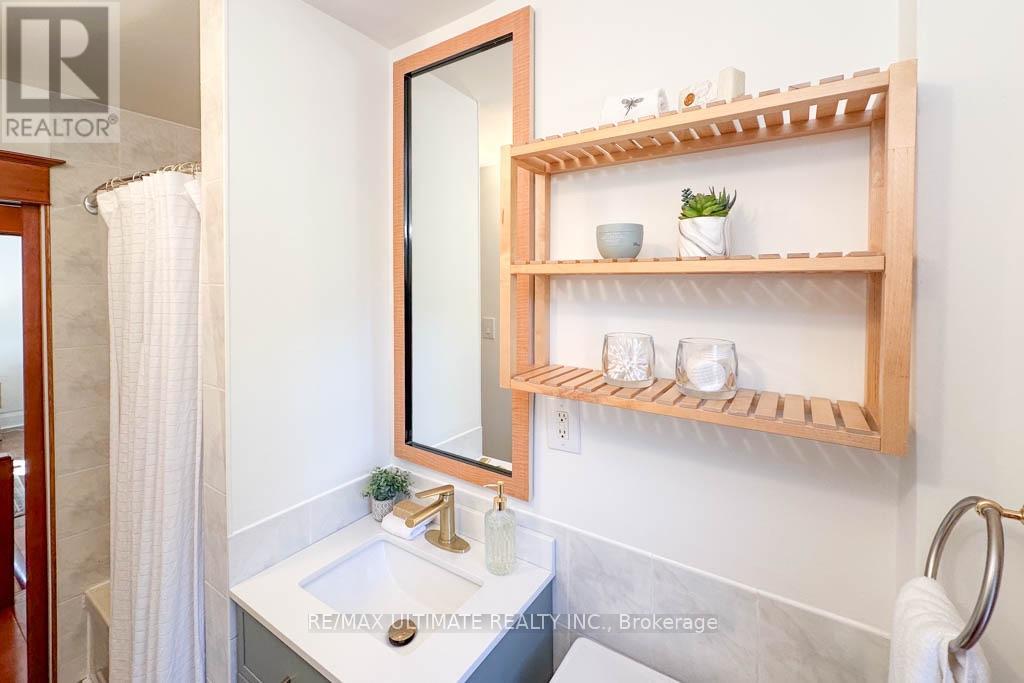 525 Craven Road, Toronto (Greenwood-Coxwell), Ontario  M4L 2Z6 - Photo 25 - E13823566