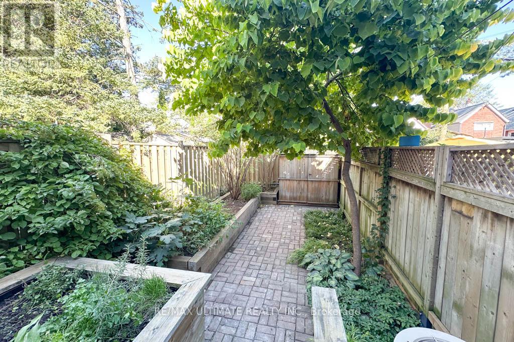 525 Craven Road, Toronto (Greenwood-Coxwell), Ontario  M4L 2Z6 - Photo 33 - E13823566