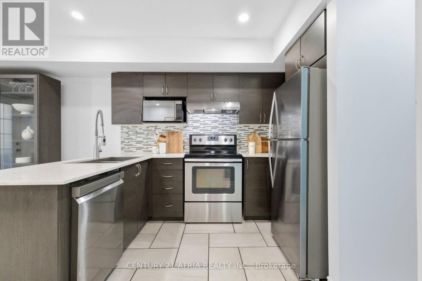 102 - 1483 Birchmount Road, Toronto (Dorset Park), Ontario  M1P 0C7 - Photo 12 - E13823606