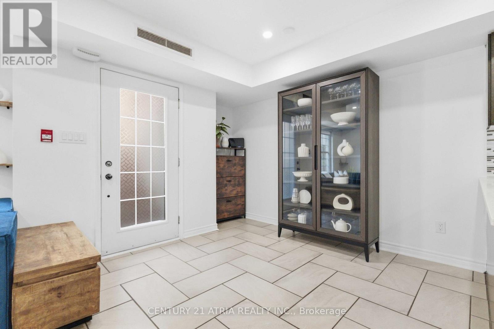 102 - 1483 Birchmount Road, Toronto (Dorset Park), Ontario  M1P 0C7 - Photo 16 - E13823606
