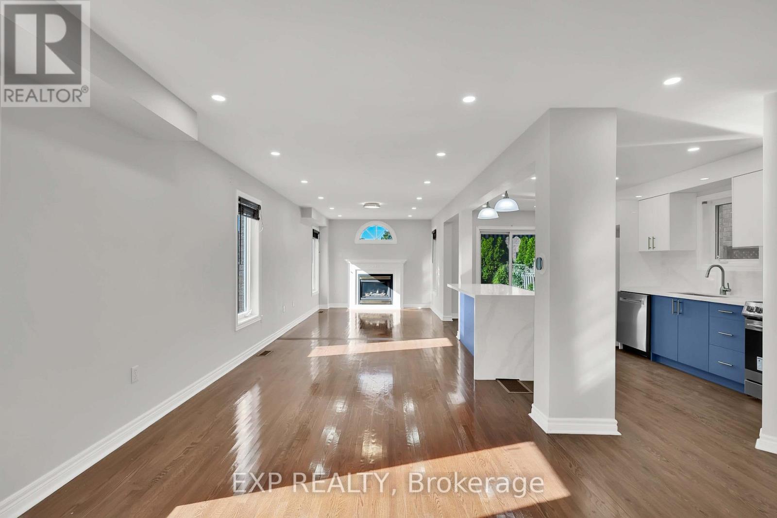 6 Purdy Crescent W, Toronto (Humberlea-Pelmo Park), Ontario  M9N 3X8 - Photo 6 - W13822152