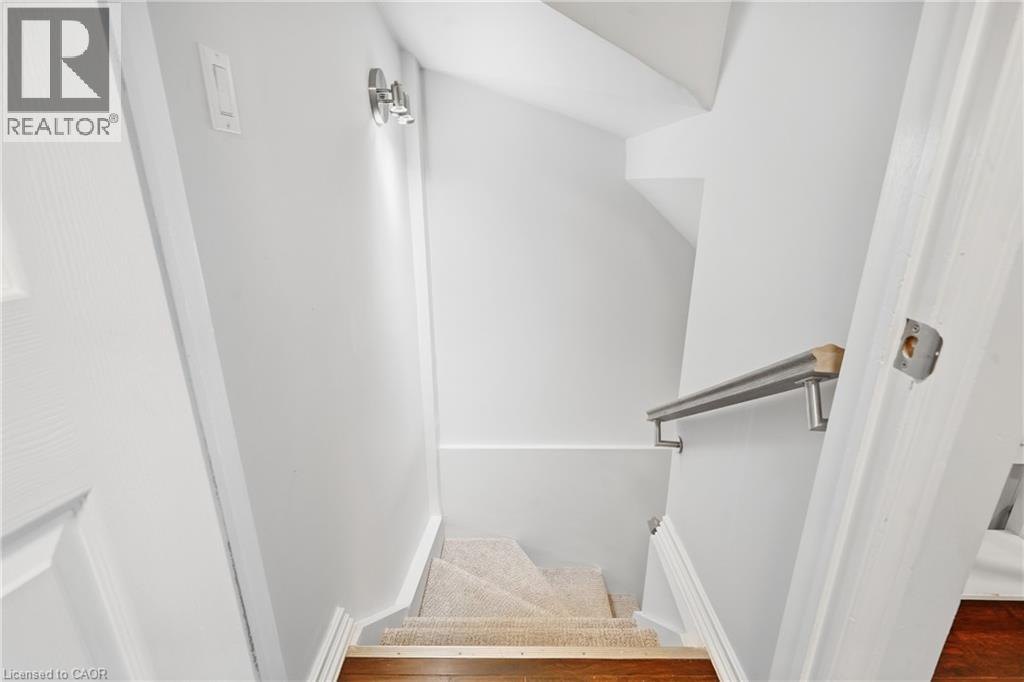 4518 Garden Gate Terrace, Beamsville, Ontario  L0R 1B9 - Photo 19 - 40865919