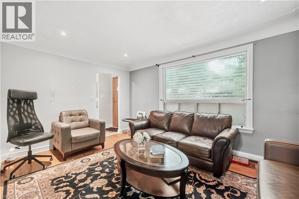 408 Sanatorium Road, Hamilton, Ontario  L9C 2A9 - Photo 11 - 40866235