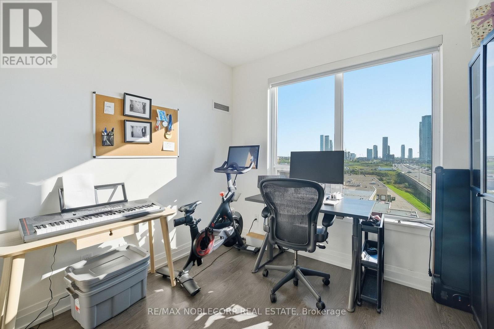 805 - 3600 Highway 7 Road, Vaughan (Vaughan Corporate Centre), Ontario  L4L 0G7 - Photo 14 - N13823598