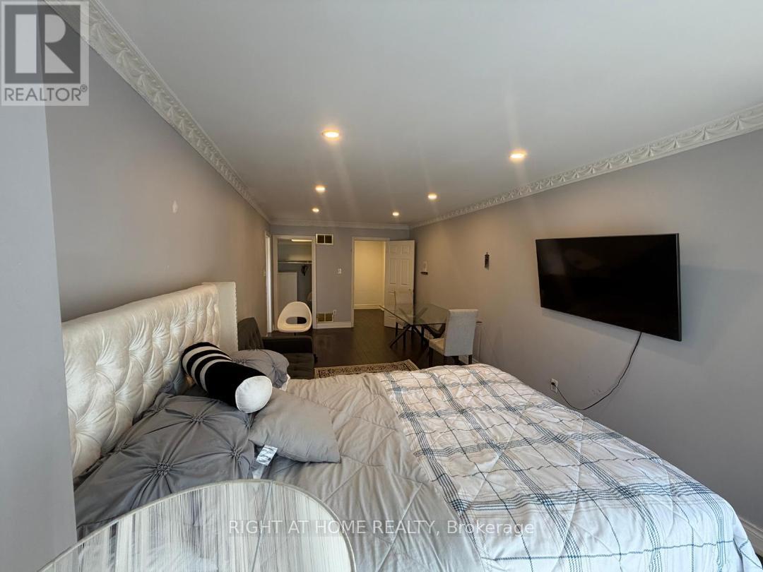 31 Northgate Crescent E, Richmond Hill (Bayview Hill), Ontario  L4B 2K8 - Photo 39 - N13823650