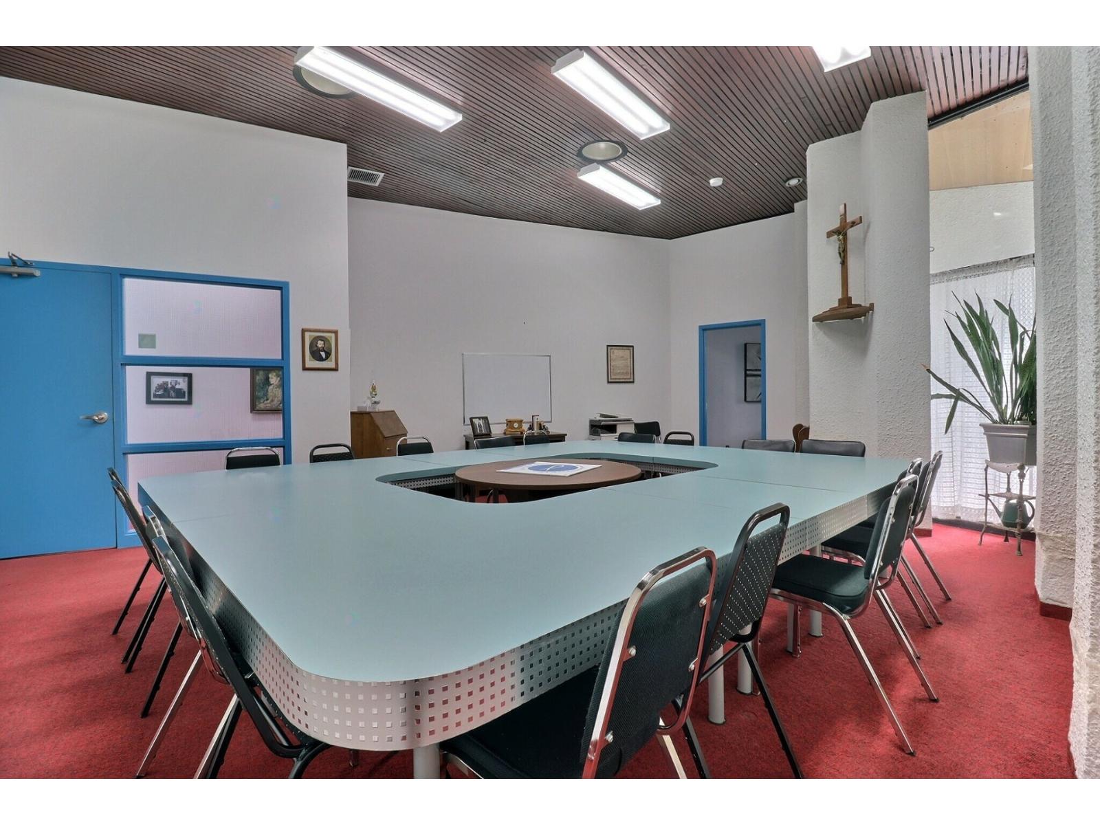 465 Rue Laval Joliette Quebec Canada J6E5G9 5
