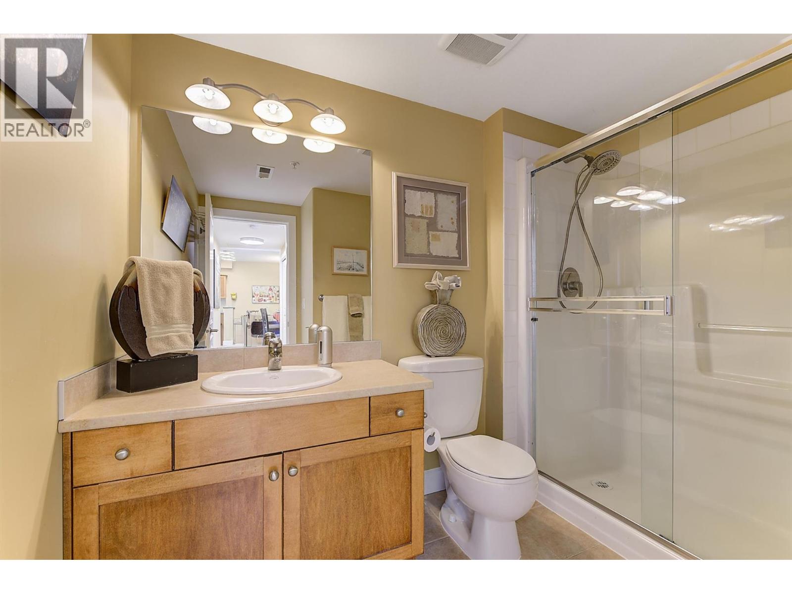 3996 Beach Avenue Unit# 236, Peachland, British Columbia  V0H 1X1 - Photo 29 - 10401573