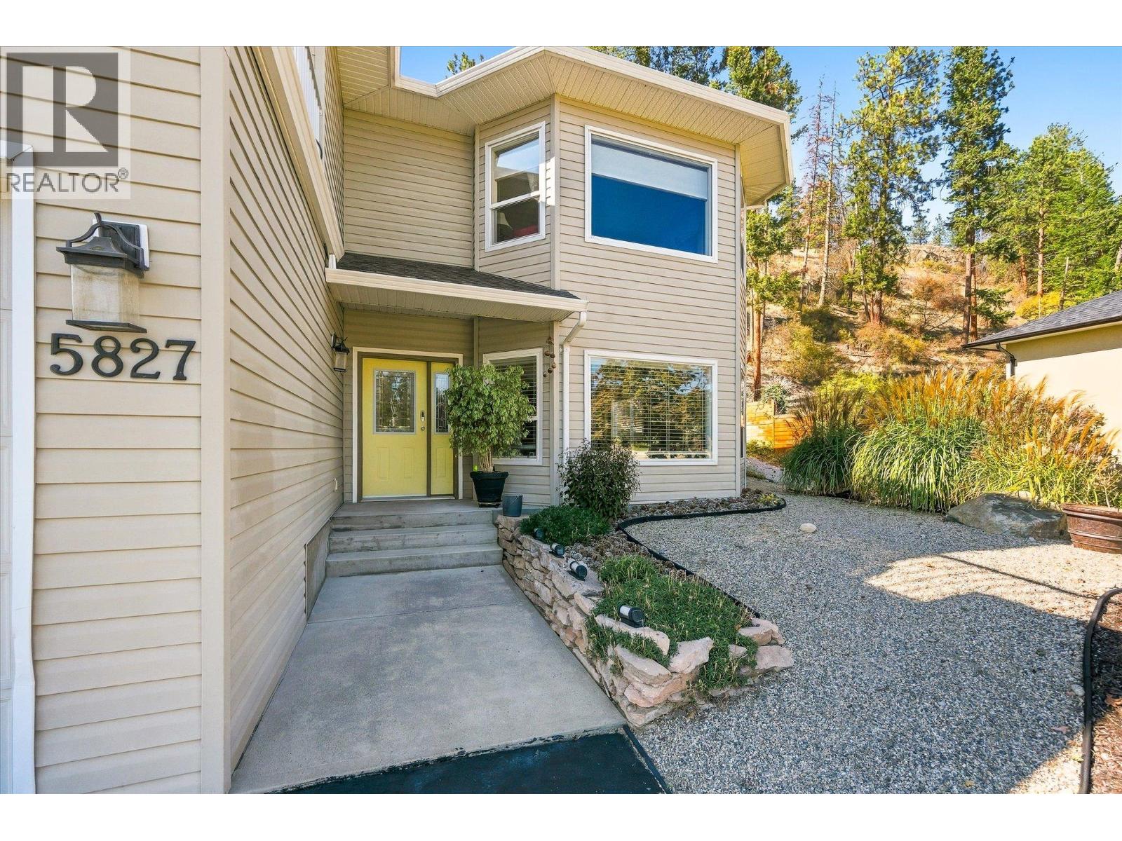 5827 Victoria Street, Peachland, British Columbia  V0H 1X4 - Photo 2 - 10401690
