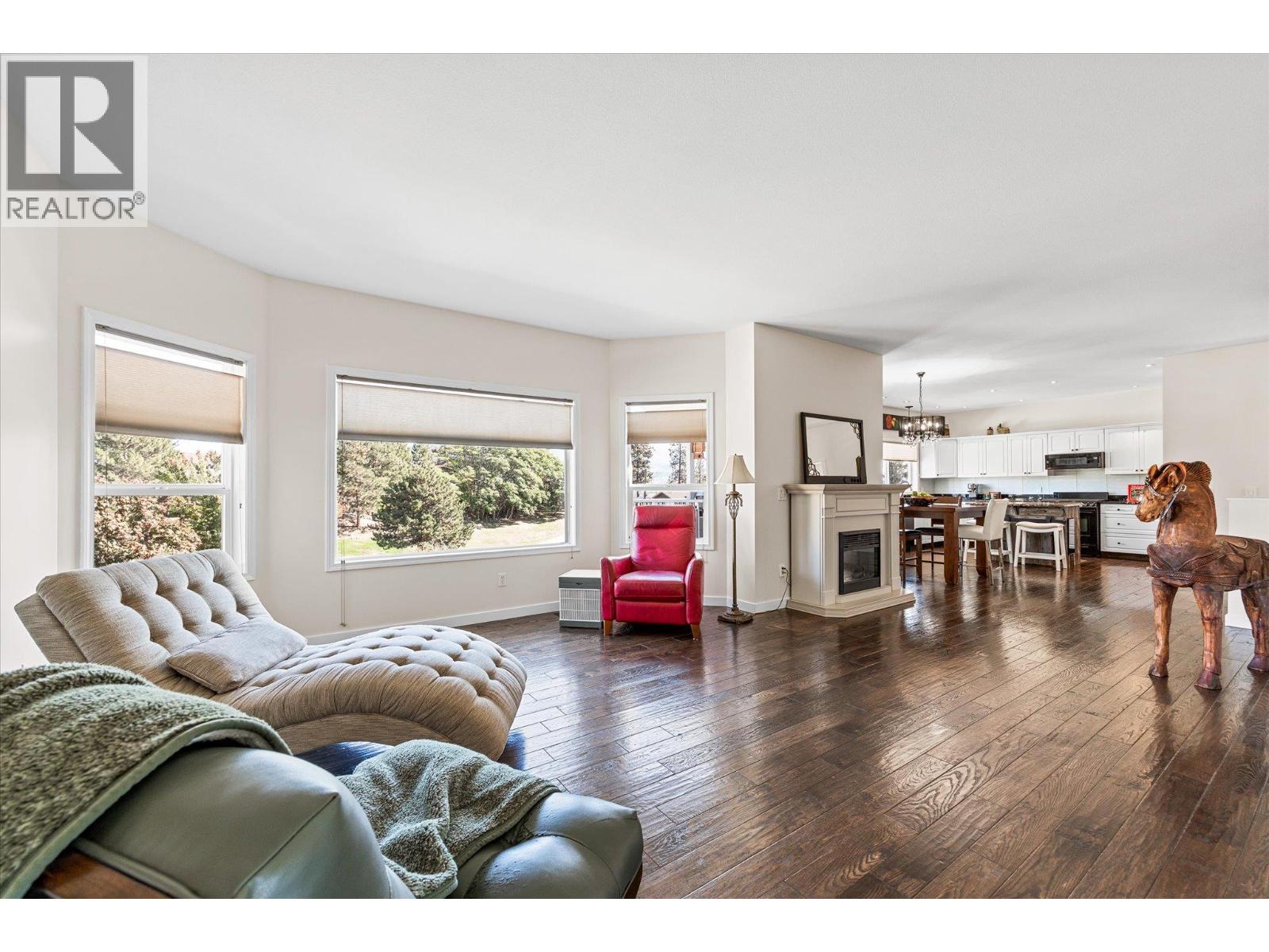 5827 Victoria Street, Peachland, British Columbia  V0H 1X4 - Photo 7 - 10401690