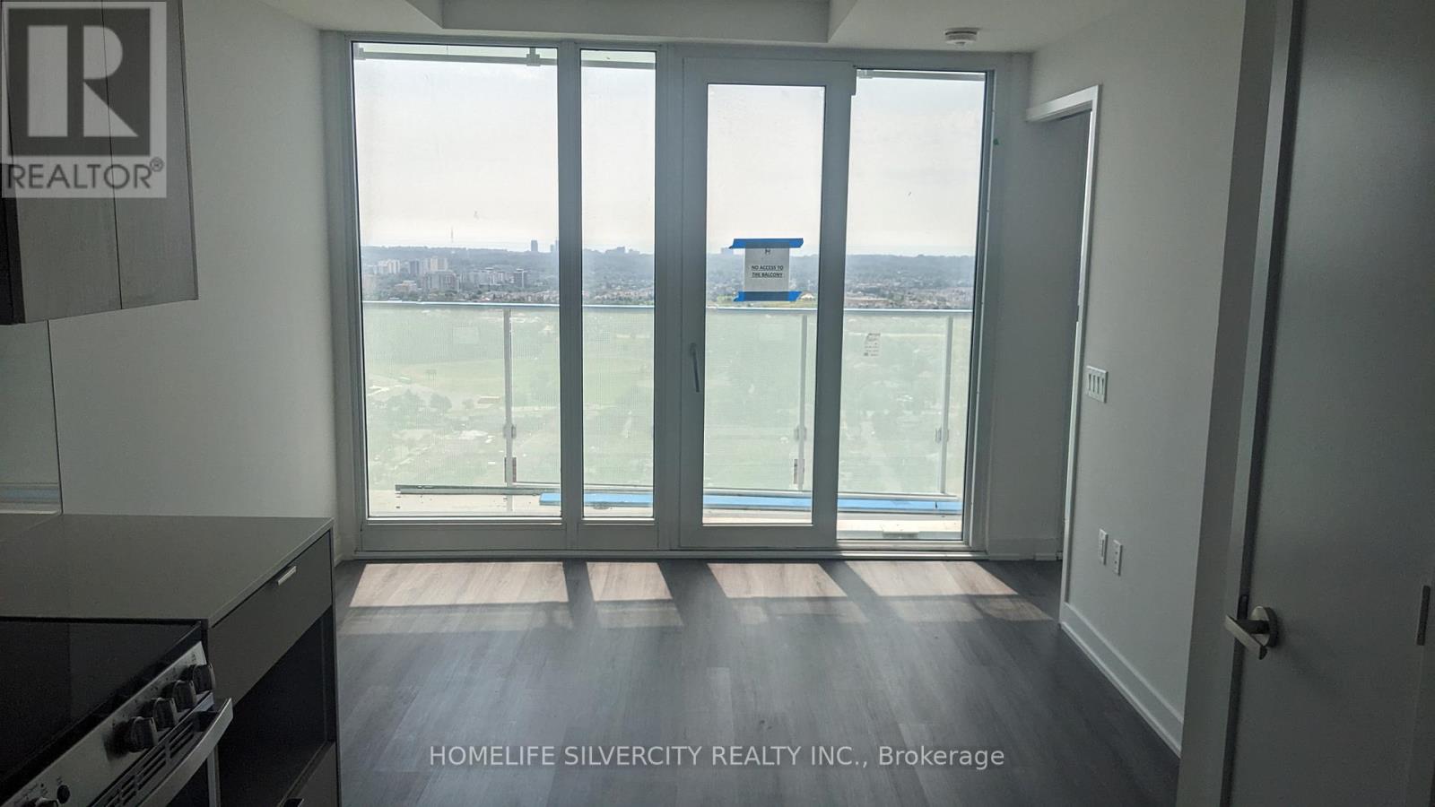 #2605 - 3883 Quartz Road, Mississauga (City Centre), Ontario  L5B 0M4 - Photo 2 - W13823690