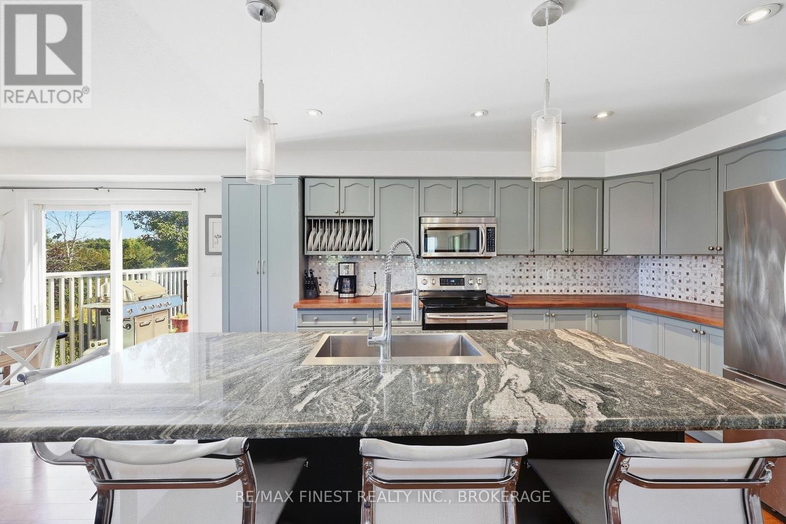 1443 Old Wilton Road, Loyalist (Lennox And Addington - South), Ontario  K0H 2H0 - Photo 18 - X13823100