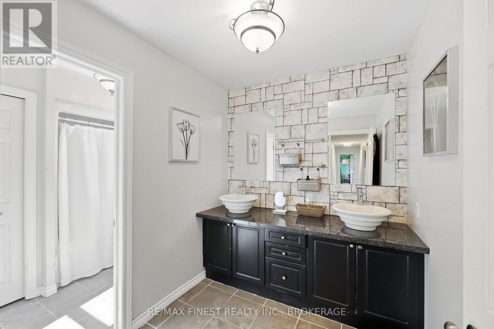 1443 Old Wilton Road, Loyalist (Lennox And Addington - South), Ontario  K0H 2H0 - Photo 32 - X13823100
