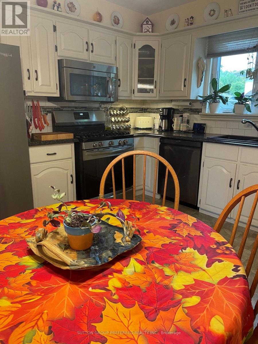 20 Cedarwoods Crescent, Chatham-Kent, Ontario  N7L 3W6 - Photo 8 - X13813924