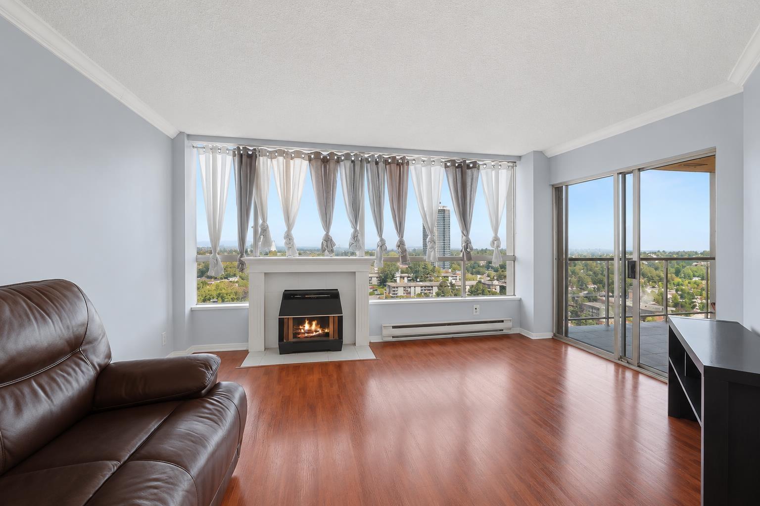 1701 14881 103a Avenue, Surrey, British Columbia  V3R 0M5 - Photo 3 - R3169086