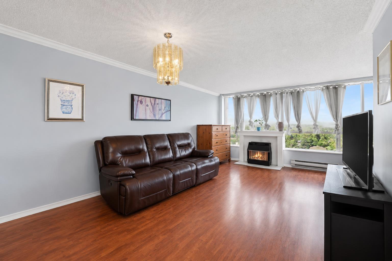 1701 14881 103a Avenue, Surrey, British Columbia  V3R 0M5 - Photo 4 - R3169086