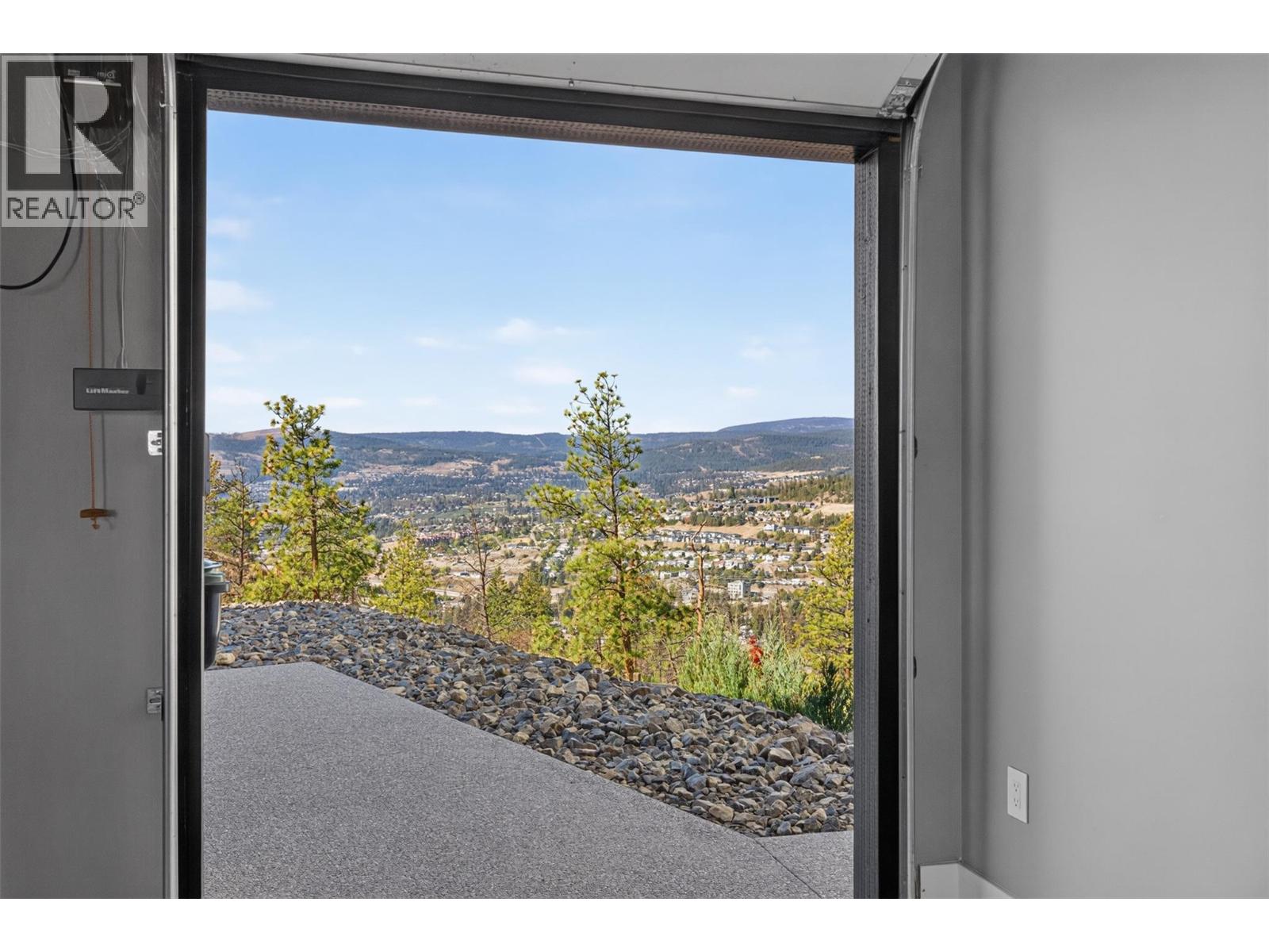 1561 Cabernet Court, West Kelowna, British Columbia  V4T 3B5 - Photo 26 - 10377479