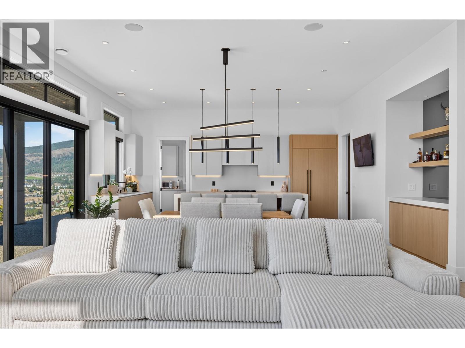 1561 Cabernet Court, West Kelowna, British Columbia  V4T 3B5 - Photo 12 - 10377479