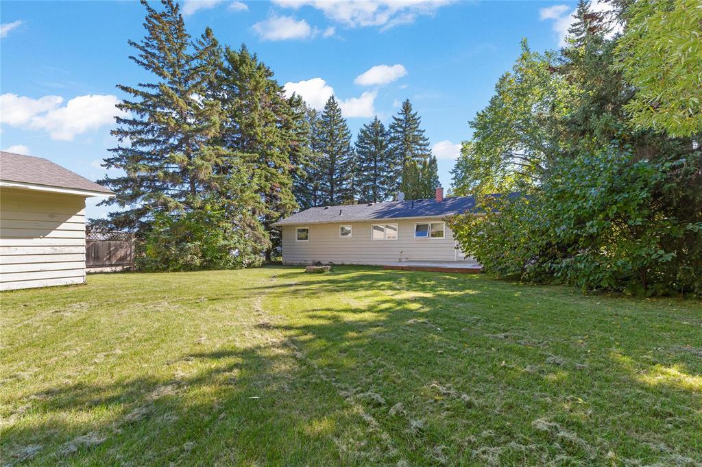 39 First Avenue N, Blumenort, Manitoba  R0A 0C1 - Photo 14 - 202623458