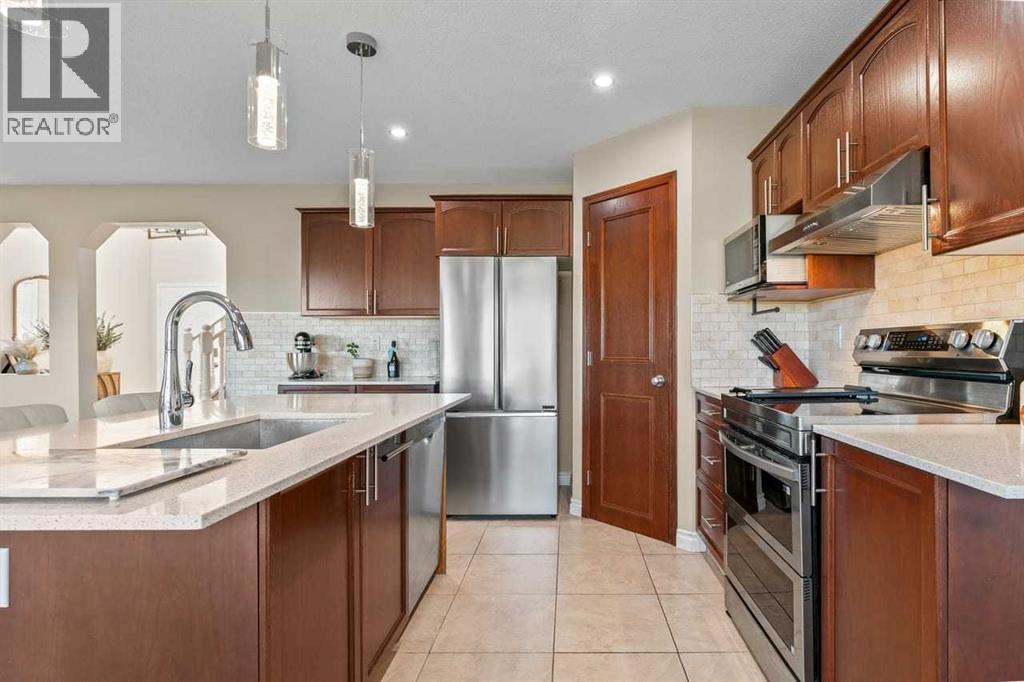 34 Cranfield Green SE, Calgary, Alberta  T3M 1C4 - Photo 8 - A2347775