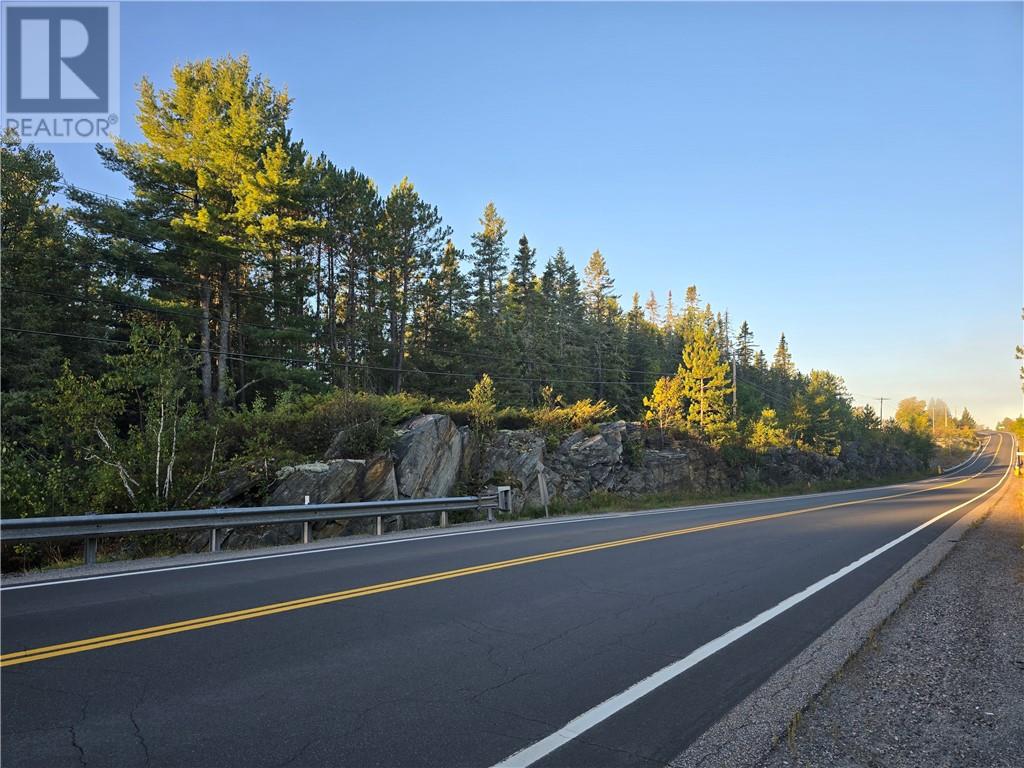 6042 Hwy 61, French River, Ontario  P0M 2K0 - Photo 3 - 2130548