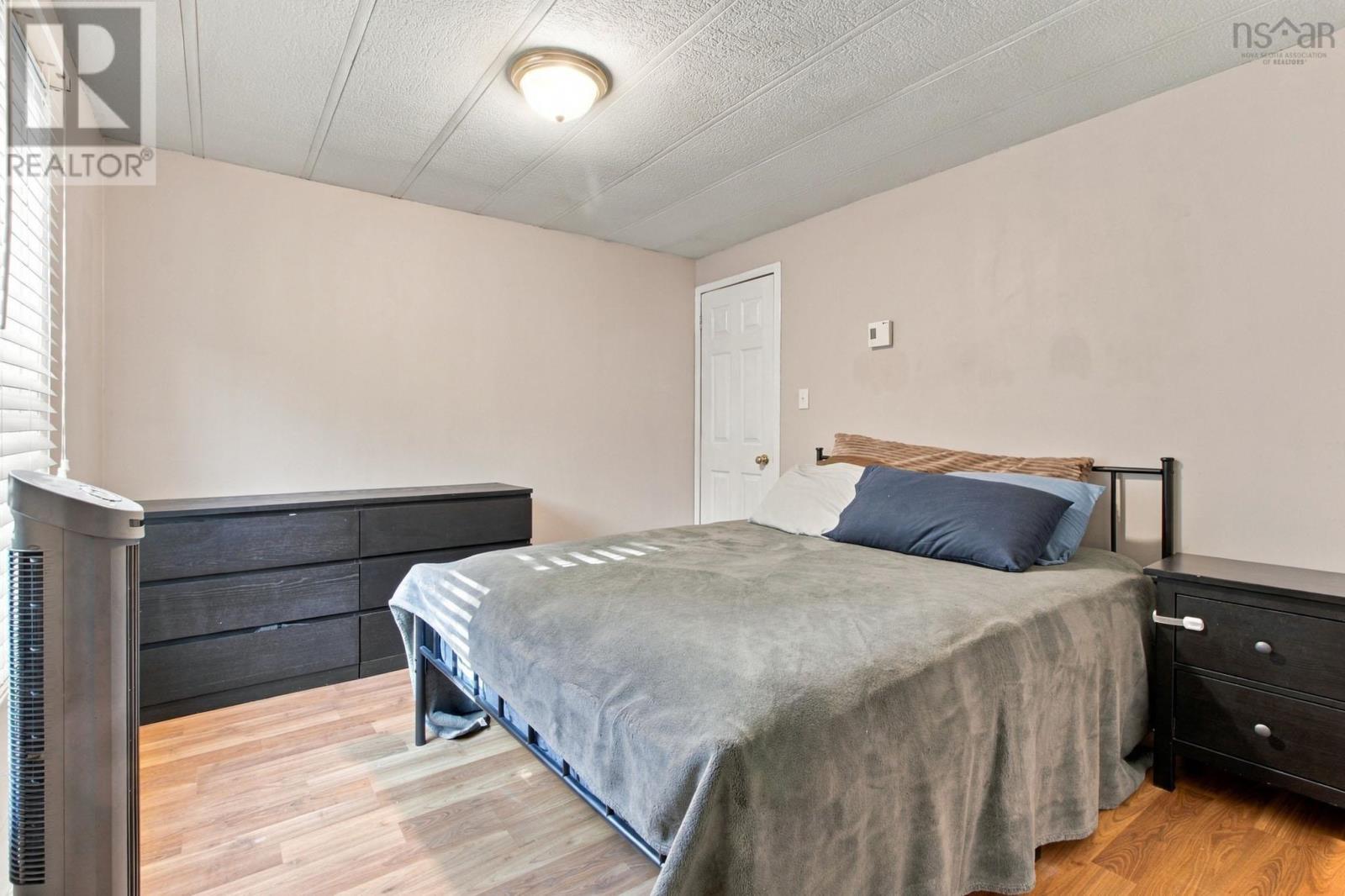 38 Elcona Avenue, Middle Sackville, Nova Scotia  B4E 3B2 - Photo 22 - 202624253
