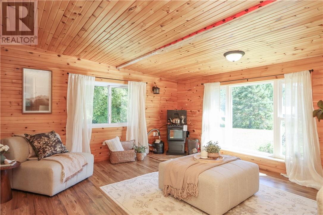 1123 Regional Road 10, Whitefish, Ontario  P0M 3E0 - Photo 19 - 2130547