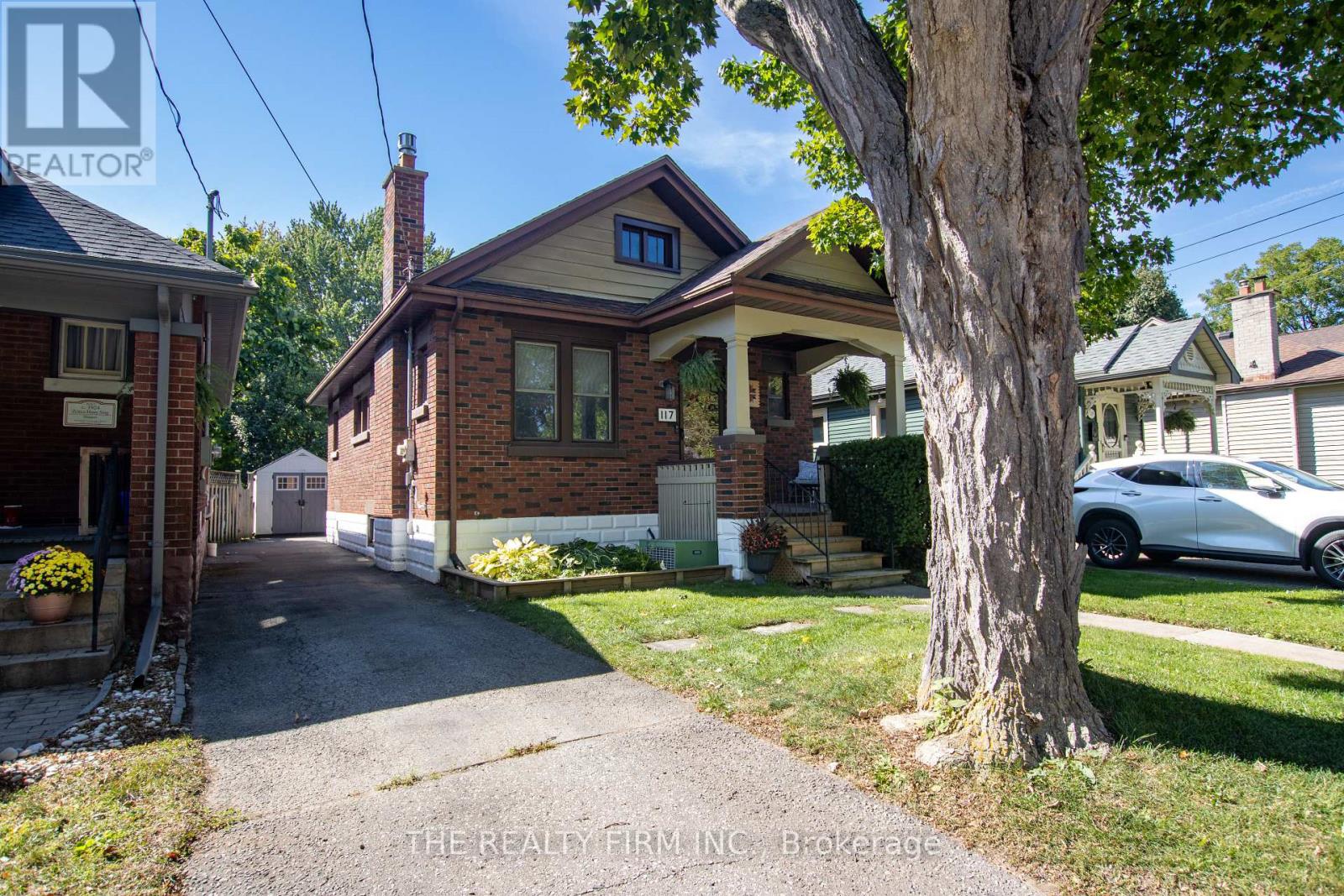 117 THORNTON AVENUE, London East, Ontario