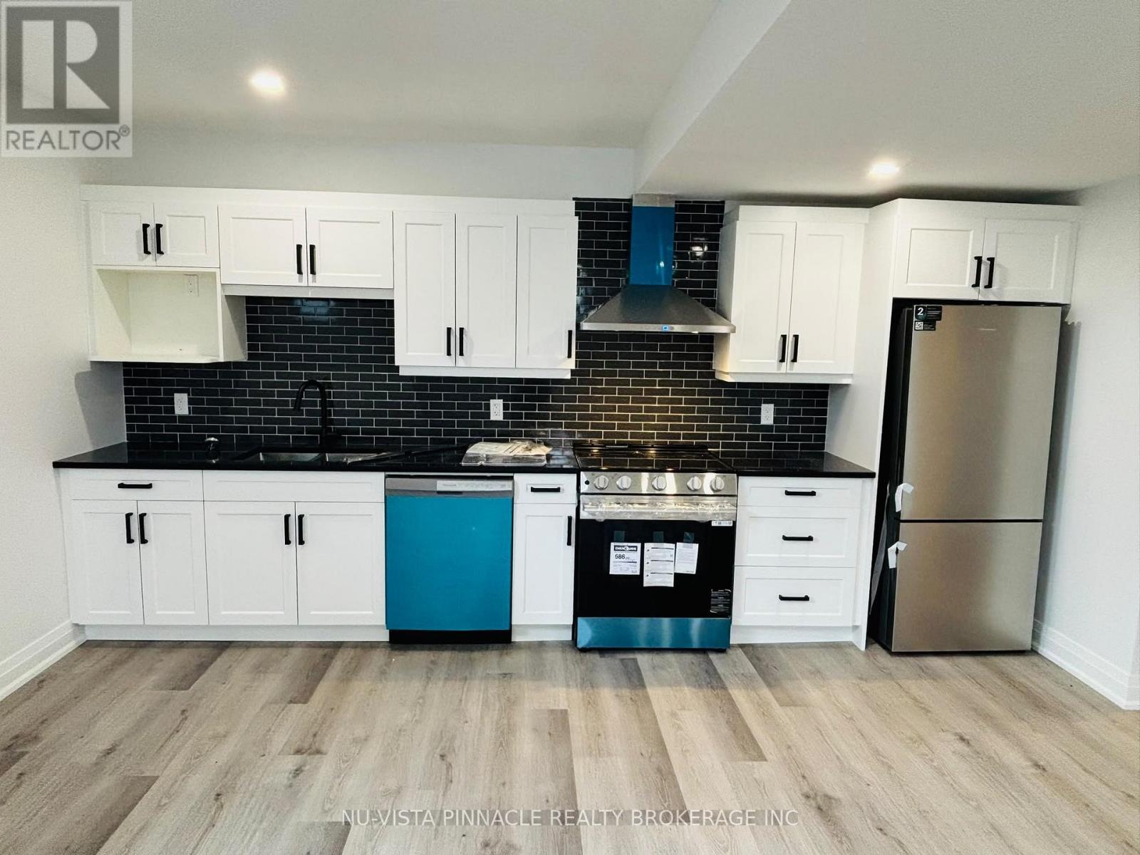 Lower Unit - 3944 Campbell Street N, London South, Ontario  N6P 0J7 - Photo 6 - X13823926