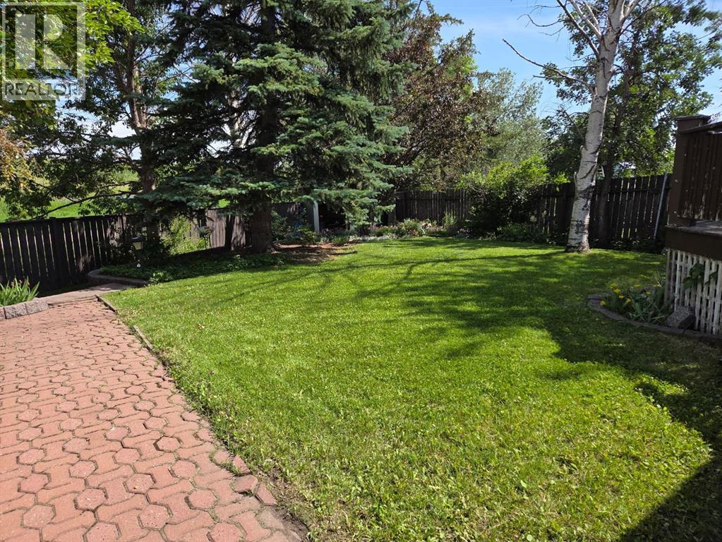 56 Aberfoyle Place NE, Calgary, Alberta  T2A 6W7 - Photo 45 - A2345892