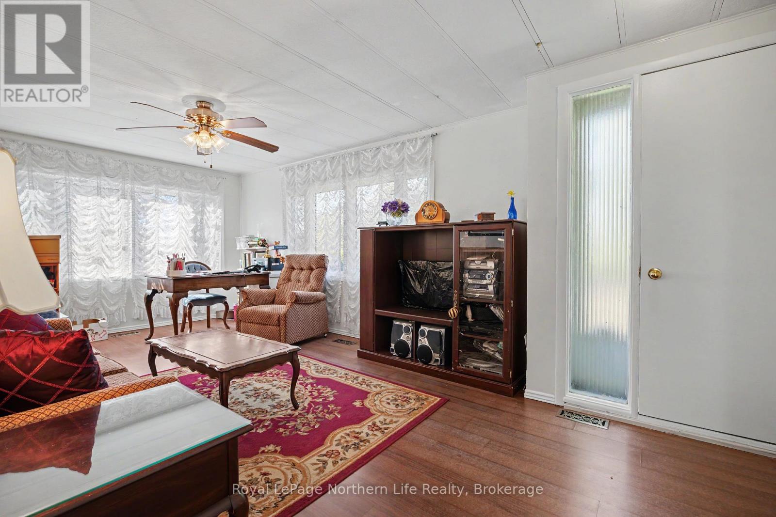 196 Railway Street, West Nipissing, Ontario  P2B 3B2 - Photo 3 - X13823784