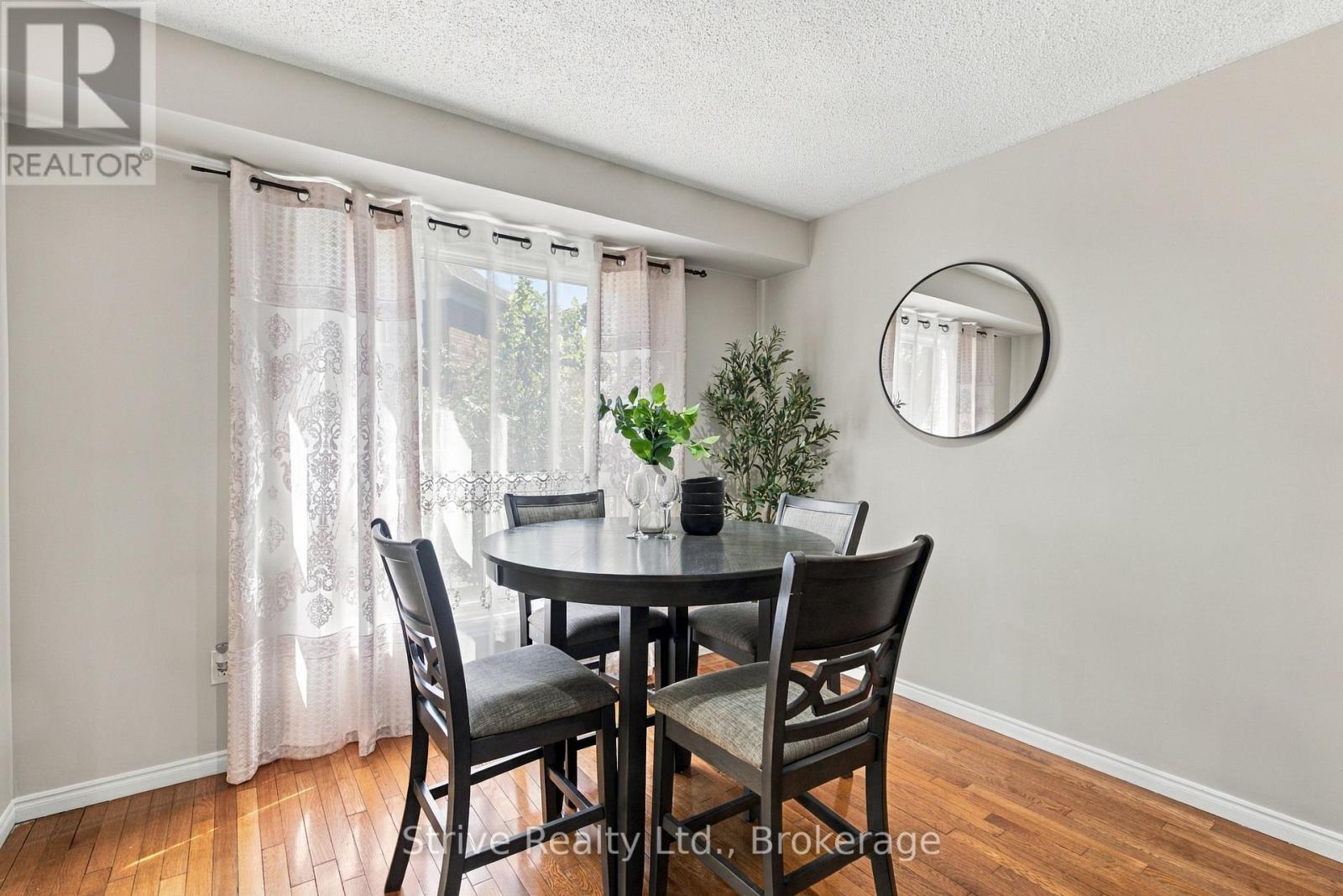 174 - 10 Bassett Boulevard E, Whitby, Ontario  L1N 9C7 - Photo 11 - E13823800