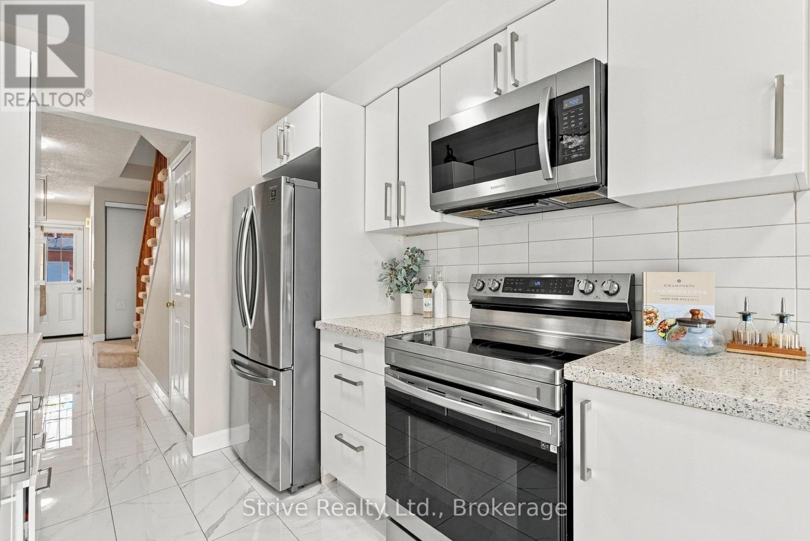 174 - 10 Bassett Boulevard E, Whitby, Ontario  L1N 9C7 - Photo 20 - E13823800