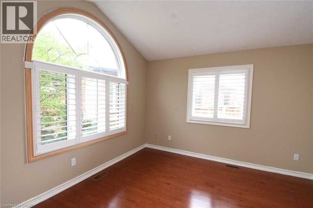 715 Bateman Court, Burlington, Ontario  L7T 4K5 - Photo 17 - 40866056