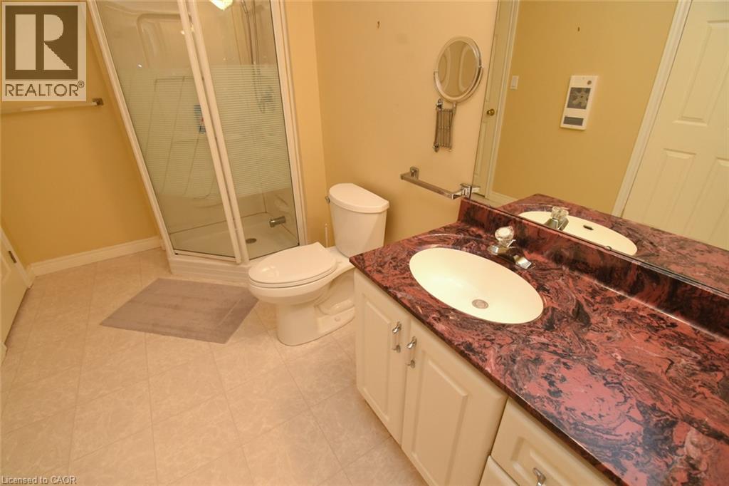 715 Bateman Court, Burlington, Ontario  L7T 4K5 - Photo 37 - 40866056
