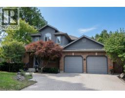 715 BATEMAN Court, burlington, Ontario